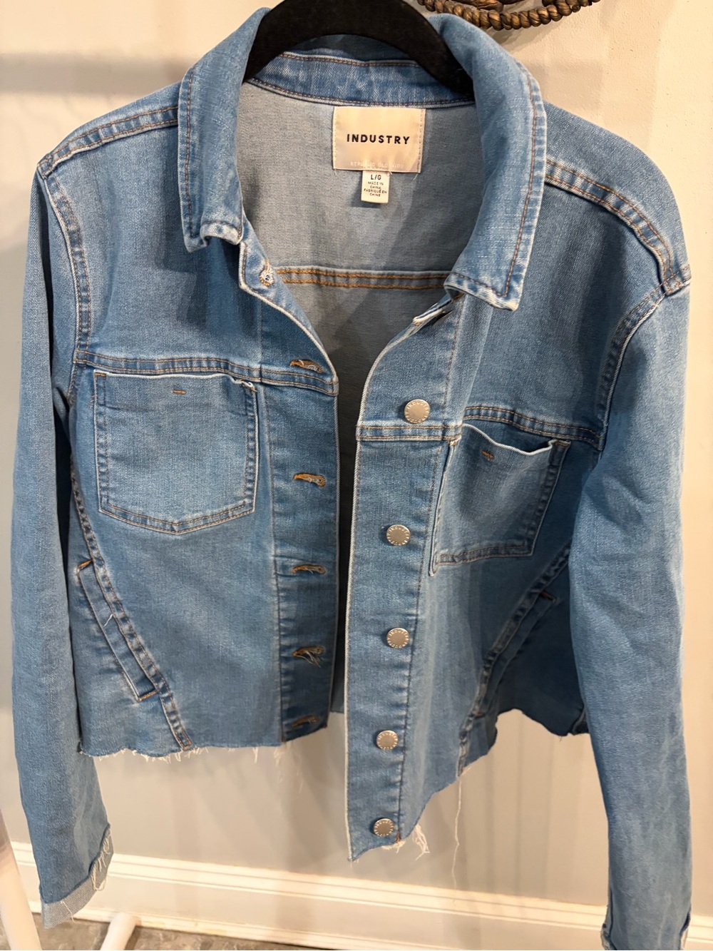 INDUSTRY Light Blue Cropped Denim Jacket - Women's Jean Jacket size Large